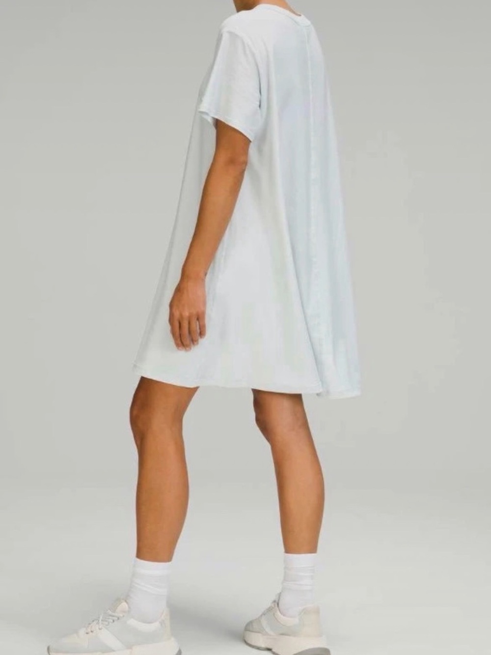 Lululemon All Yours Tee Dress size 4
Color: Ocean Air